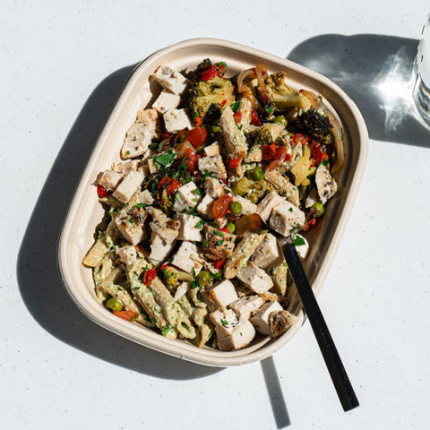 chicken and red pepper pasta - Clean Slate Food Co.